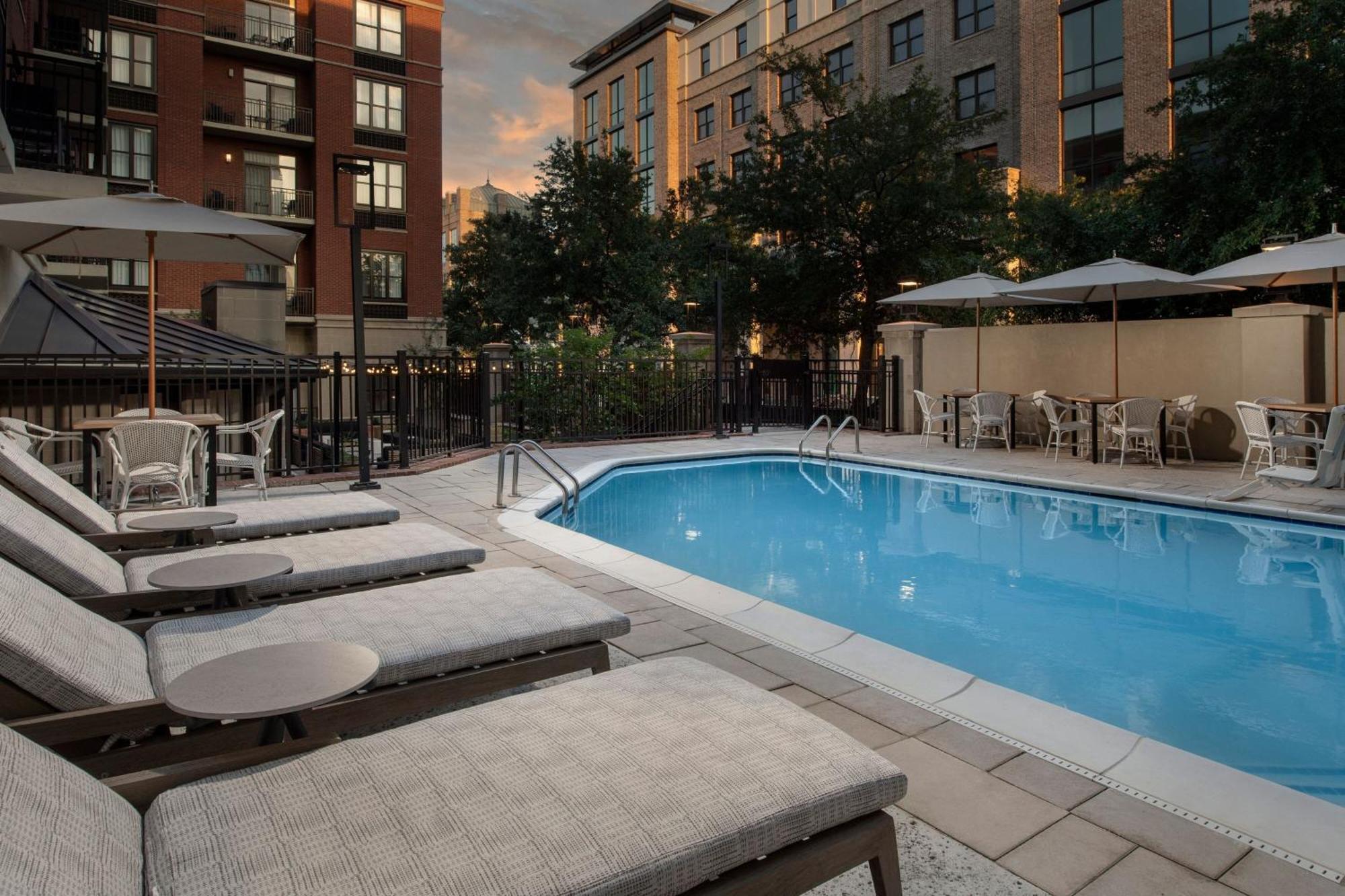 Courtyard By Marriott Savannah Downtown - Historic District Екстер'єр фото